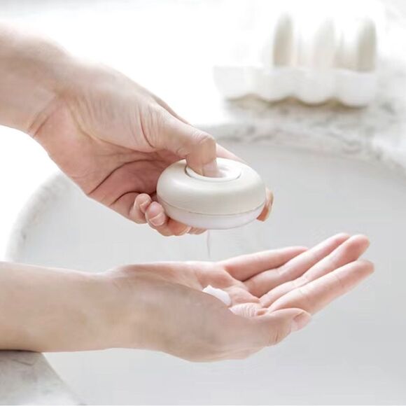 Travel Pods Toiletry Container - Picture 3 of 8